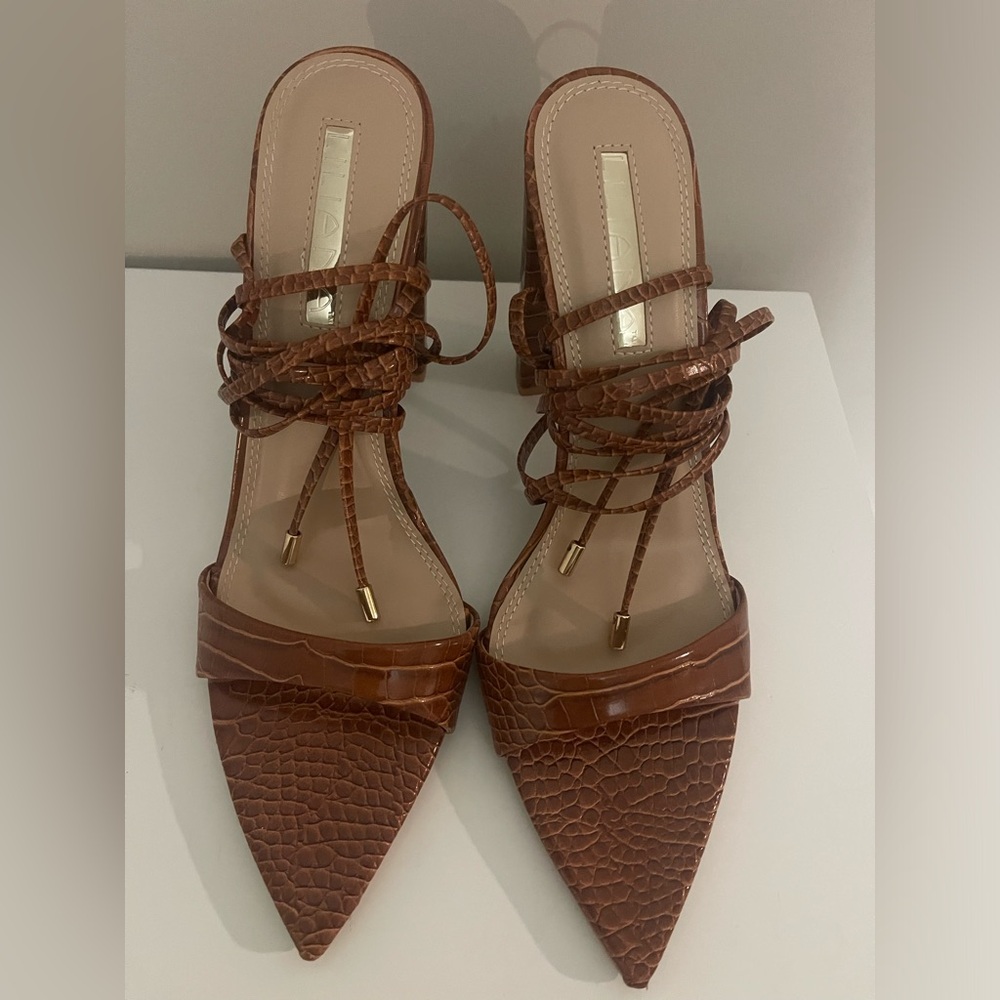 Liliana Brown Textured Strappy Sandals